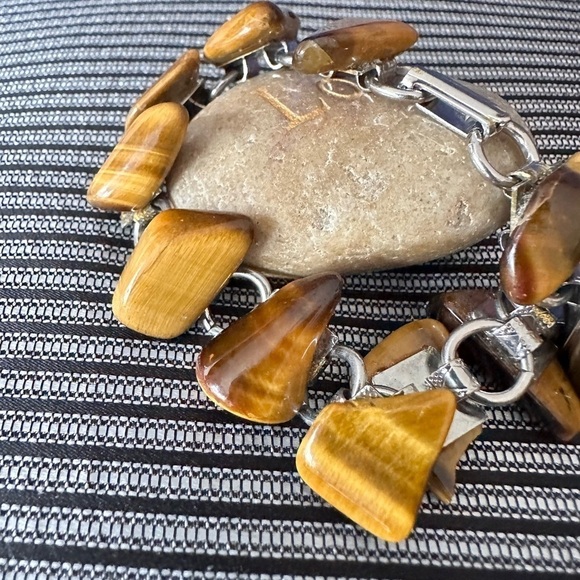 Vintage Tigers Eye Bracelet On A Linked Silver Tone Fold Over Clasp 0638 w - Picture 13 of 13